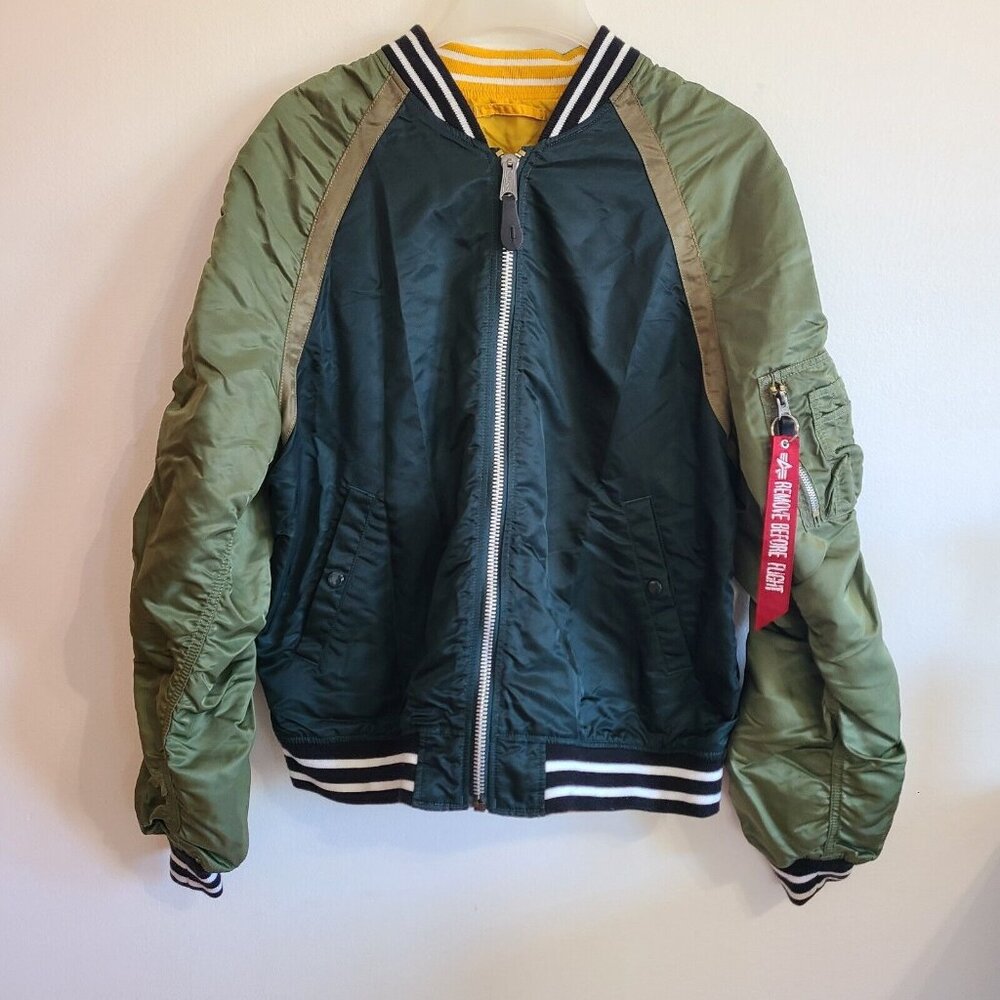 Alpha Industries Men's Patrol Green Black ReversabL-2B Raglan Flight Jacket XL